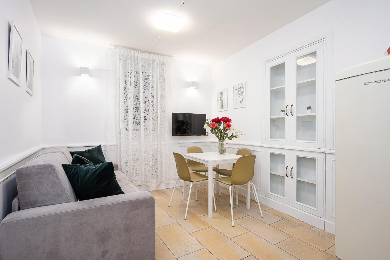 Italianway - Disciplini 4 Appartement Milaan Buitenkant foto